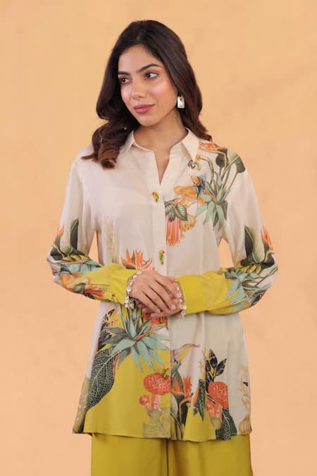 Surkh Syahi_Off White Cotton, Muslin Collared Floral Print Kokum Co-ord Set _Online_at_Aza_Fashions