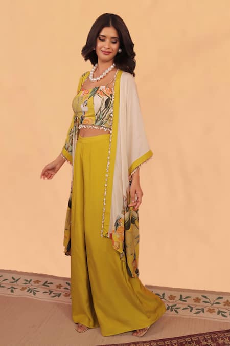 Shop Surkh Syahi Off White Cotton, Muslin Open , Round Kokum Shrug Co-ord Set at Aza Fashions Shop_Surkh Syahi_Off White Cotton, Muslin Open , Round Kokum Shrug Co-ord Set _at_Aza_Fashions