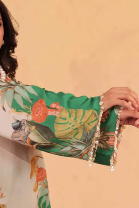 Surkh Syahi Off White Cotton, Muslin Beads V-neck Kokum Asymmetric Tunic Co-ord Set Online at Aza Fashions Surkh Syahi_Off White Cotton, Muslin Beads V-neck Kokum Asymmetric Tunic Co-ord Set _Online_at_Aza_Fashions