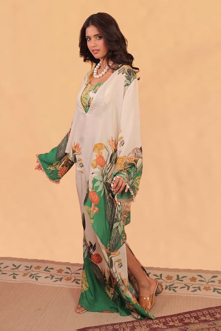 Buy Surkh Syahi Off White Cotton, Muslin Beads V-neck Kokum Asymmetric Tunic Co-ord Set Online at Aza Fashions Buy_Surkh Syahi_Off White Cotton, Muslin Beads V-neck Kokum Asymmetric Tunic Co-ord Set _Online_at_Aza_Fashions