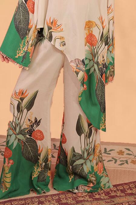 Buy Surkh Syahi Off White Cotton, Muslin Beads V-neck Kokum Asymmetric Tunic Co-ord Set Buy_Surkh Syahi_Off White Cotton, Muslin Beads V-neck Kokum Asymmetric Tunic Co-ord Set