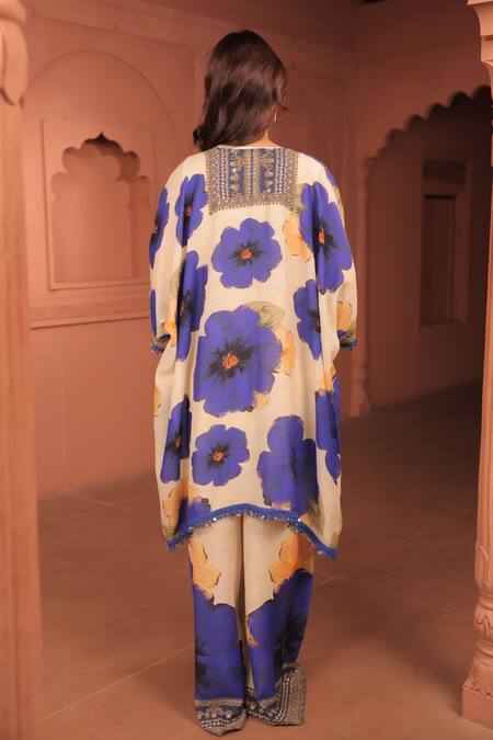 Shop_Surkh Syahi_Beige Linen Embroidery Round Neck Pankhudi Floral Kaftan Set _at_Aza_Fashions