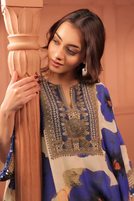Buy_Surkh Syahi_Beige Linen Embroidery Round Neck Pankhudi Floral Kaftan Set 