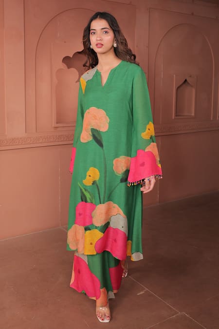 Shop_Surkh Syahi_Green Linen Round Neck Pankhudi Kurta Set _Online_at_Aza_Fashions