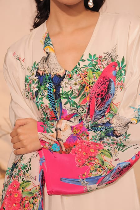 Surkh Syahi Off White Crepe Round Neck Floral Print A-line Kurta Set at Aza Fashions Surkh Syahi_Off White Crepe Round Neck Floral Print A-line Kurta Set _at_Aza_Fashions