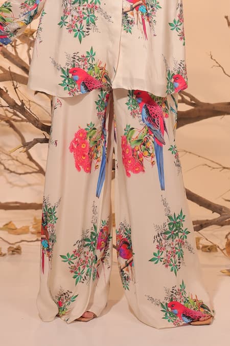 Surkh Syahi_Off White Crepe Embroidery Collared Floral Printed Parinda Co-ord Set _at_Aza_Fashions