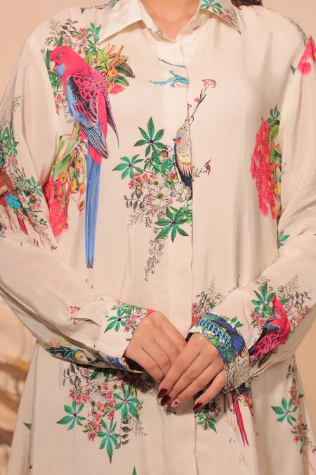 Buy_Surkh Syahi_Off White Crepe Embroidery Collared Floral Printed Parinda Co-ord Set 