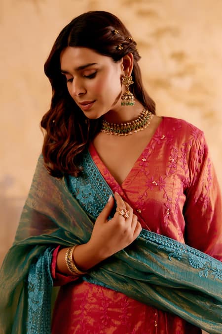 Buy_Naaz By Noor_Pink Chanderi, Tissue Embroidery V-neck Hot Kurta Set With Dupatta _Online_at_Aza_Fashions