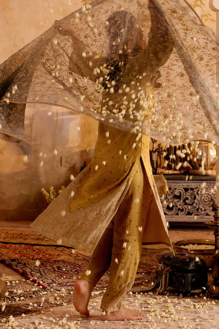 Naaz By Noor Gold Chanderi Embroidery Round Neck Tissue Kurta And Pant Set at Aza Fashions Naaz By Noor_Gold Chanderi Embroidery Round Neck Tissue Kurta And Pant Set _at_Aza_Fashions