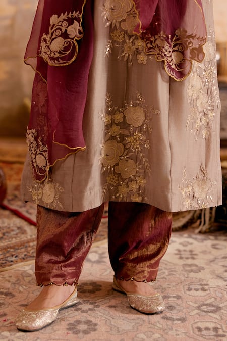 Naaz By Noor_Gray , Silk Embroidery, Sequins Grey Kurta Set With Pants _at_Aza_Fashions