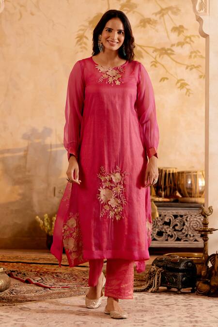 Naaz By Noor Pink Chanderi, Organza Embroidery, Zari Round Tissue Kurta Set With Overlay at Aza Fashions Naaz By Noor_Pink Chanderi, Organza Embroidery, Zari Round Tissue Kurta Set With Overlay _at_Aza_Fashions
