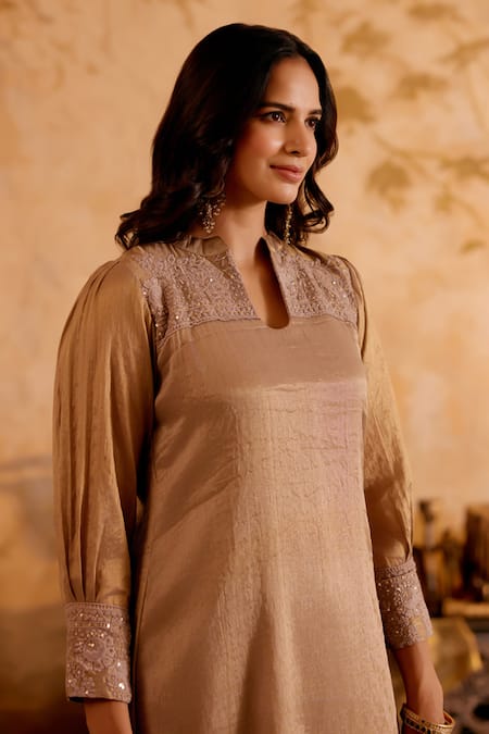 Naaz By Noor_Gold Chanderi, Organza Sequins, Embroidery, Zari Collared Tissue Kurta Set _Online_at_Aza_Fashions