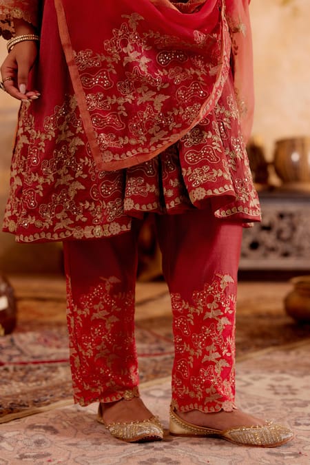 Buy Naaz By Noor Red Chanderi, Organza, Tissue Embroidery Round Neck Kalidar Kurta Set Buy_Naaz By Noor_Red Chanderi, Organza, Tissue Embroidery Round Neck Kalidar Kurta Set