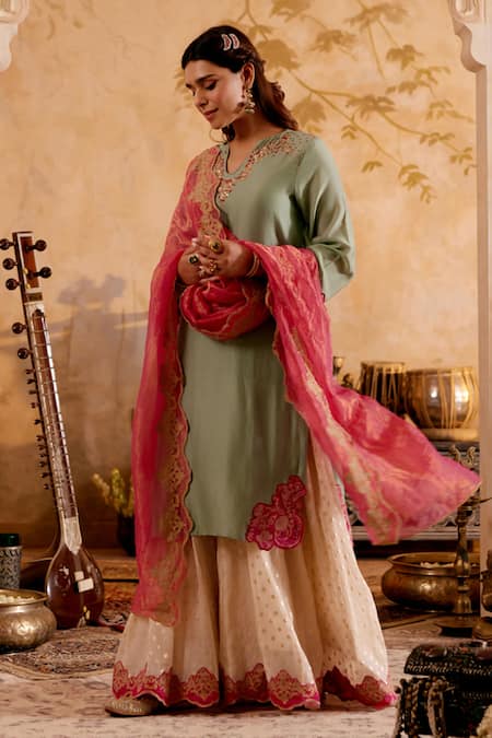 Buy_Naaz By Noor_Green Chanderi, Tissue Embroidery, Zari V-neck Kurta Set With Sharara _Online_at_Aza_Fashions