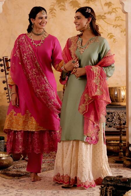 Buy_Naaz By Noor_Green Chanderi, Tissue Embroidery, Zari V-neck Kurta Set With Sharara 