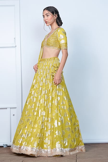 Priyanka Jain_Green Georgette Embroidery, Pearls, Sequins V-neck Mehndi Bloom Lehenga Set _Online_at_Aza_Fashions