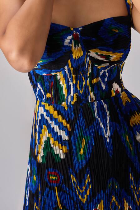 Buy_Saaksha & Kinni_Blue Chiffon Sweetheart Neck Aztec Print Hand Micro Pleat Maxi Dress _Online_at_Aza_Fashions