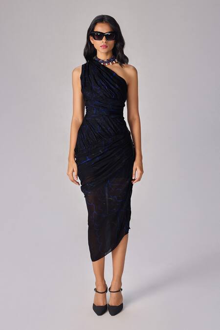 Saaksha & Kinni Black Chiffon Asymmetric Floral Print Midi Dress Online at Aza Fashions Saaksha & Kinni_Black Chiffon Asymmetric Floral Print Midi Dress _Online_at_Aza_Fashions