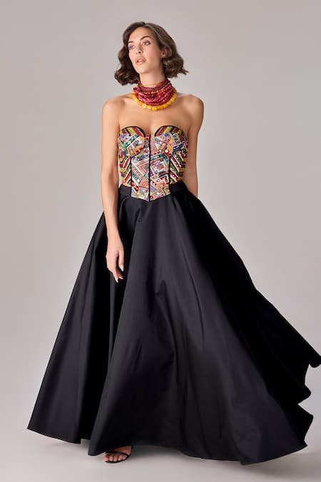 Buy_Saaksha & Kinni_Black Taffeta High Waist Flared Maxi Skirt _Online_at_Aza_Fashions
