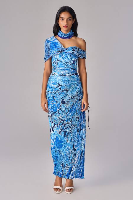 Saaksha & Kinni_Blue Chiffon Off-shoulder Abstract Floral Print Maxi Dress _Online_at_Aza_Fashions