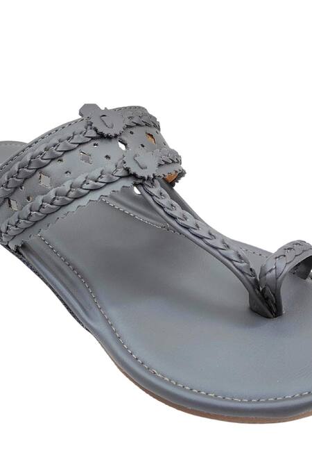 Buy_The Madras Trunk_Gray Handcrafted Kolhapuri Flats 