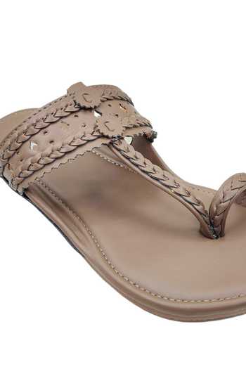 Buy The Madras Trunk Taupe Haiku Kolhapuri Flats In Buy_The Madras Trunk_Taupe Haiku Kolhapuri Flats In