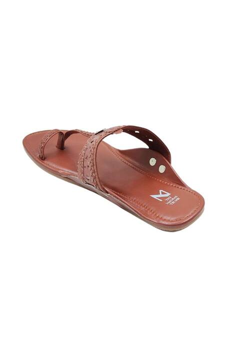 Buy_The Madras Trunk_Brown Handcrafted Kolhapuri Flats _Online_at_Aza_Fashions