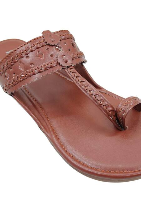 Buy_The Madras Trunk_Brown Handcrafted Kolhapuri Flats 