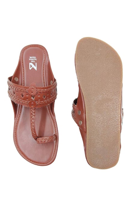 The Madras Trunk Handcrafted Kolhapuri Flats 