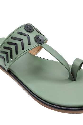 Buy_The Madras Trunk_Olive Green Haiku Meera Black Kolhapuri Flats 