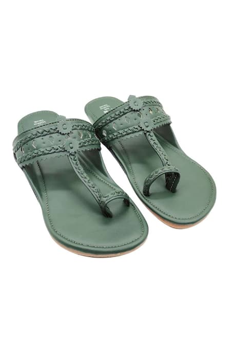 Buy_The Madras Trunk_Green Haiku Kolhapuri Flats 