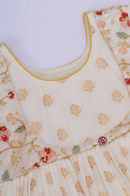 Little Bansi_Cream Cotton Embroidery Floral Kurta Sharara Set_at_Aza_Fashions