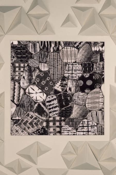 Unallume By Nisha Urban Noir Silk Pocket Square 