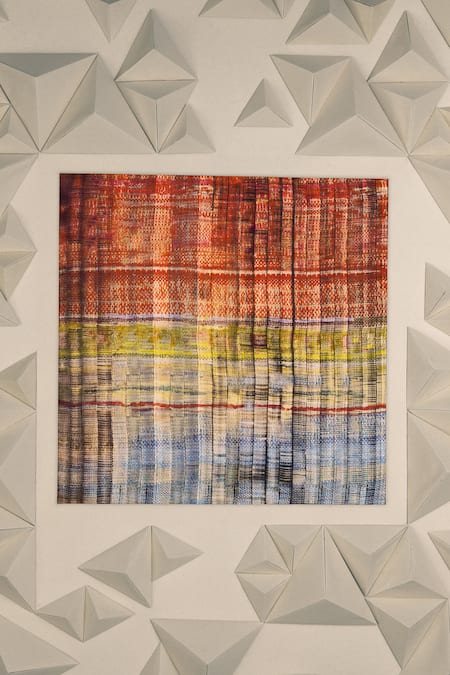 Shop Unallume By Nisha Multi Color Chromatic Shift Silk Pocket Square at Aza Fashions Shop_Unallume By Nisha_Multi Color Chromatic Shift Silk Pocket Square _at_Aza_Fashions