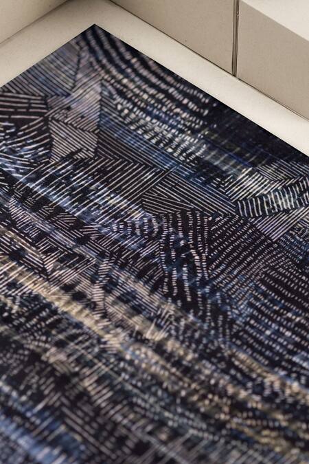 Unallume By Nisha_Blue Harmony Silk Pocket Square _Online_at_Aza_Fashions