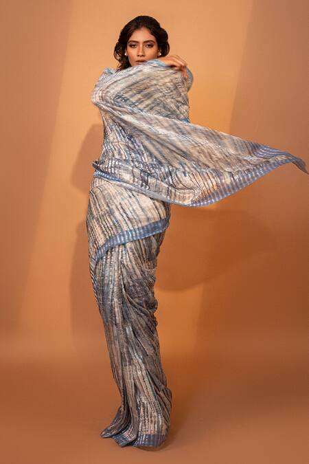 Buy_Unallume By Nisha_Blue Silk Zari Azure Serenity Saree _Online_at_Aza_Fashions