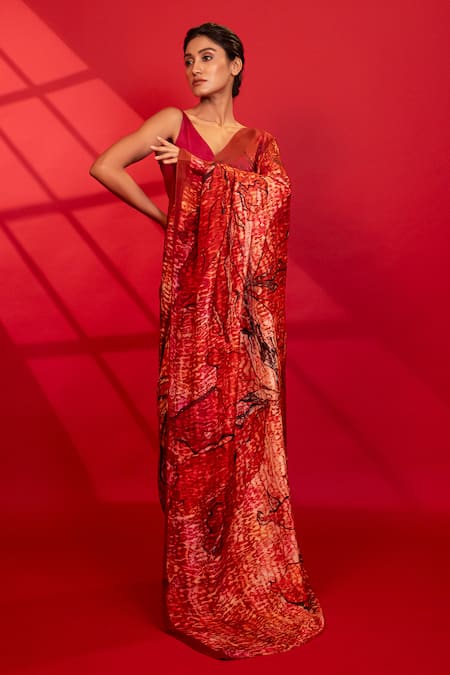 Unallume By Nisha Floral Camouflage Silk Saree 