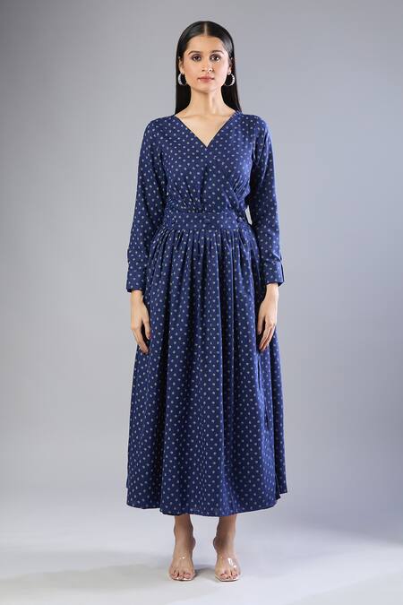 Buy_Samyukta Singhania_Blue Embroidery V-neck Butti Flex Cotton Midi Dress _Online_at_Aza_Fashions