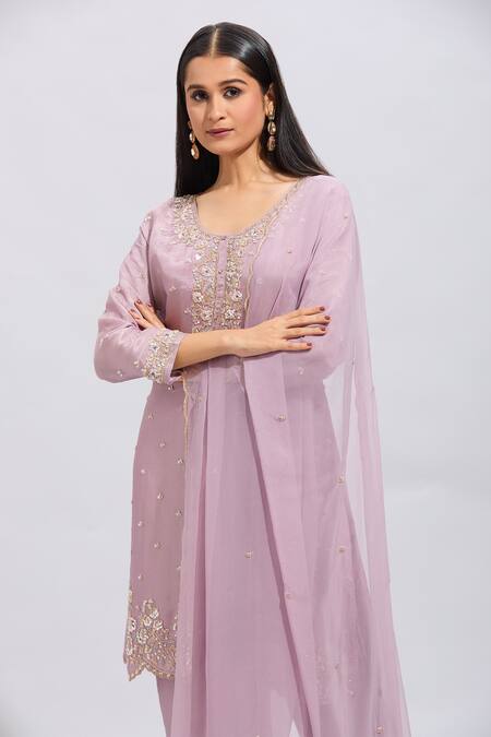 Samyukta Singhania_Purple Silk Embroidery Round Neck Kurta Set _at_Aza_Fashions