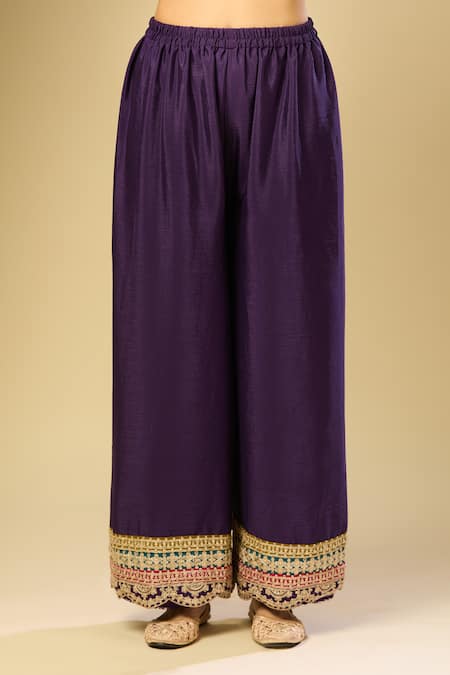 Samyukta Singhania_Purple Embroidery Round Neck Chinon Kurta Set _at_Aza_Fashions