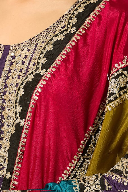 Buy_Samyukta Singhania_Purple Embroidery Round Neck Chinon Kurta Set 