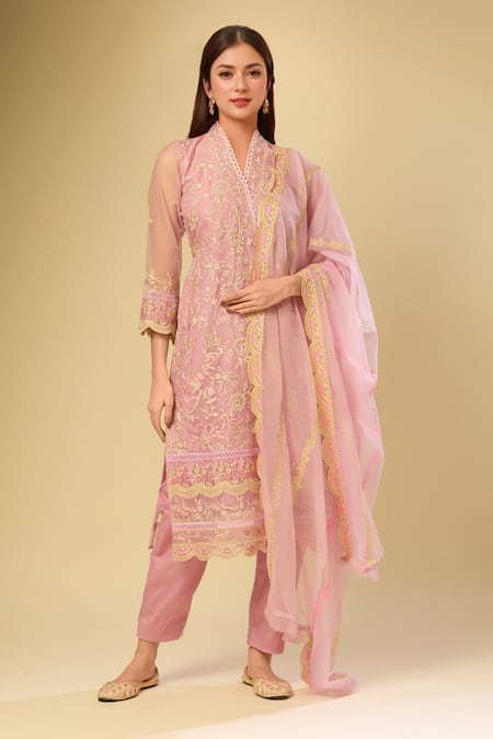 Samyukta Singhania Pink Organza Embroidered Kurta Set 