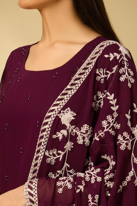 Samyukta Singhania Purple Georgette Beads, Embroidery Square Neck Kurta Set With Dupatta at Aza Fashions Samyukta Singhania_Purple Georgette Beads, Embroidery Square Neck Kurta Set With Dupatta _at_Aza_Fashions