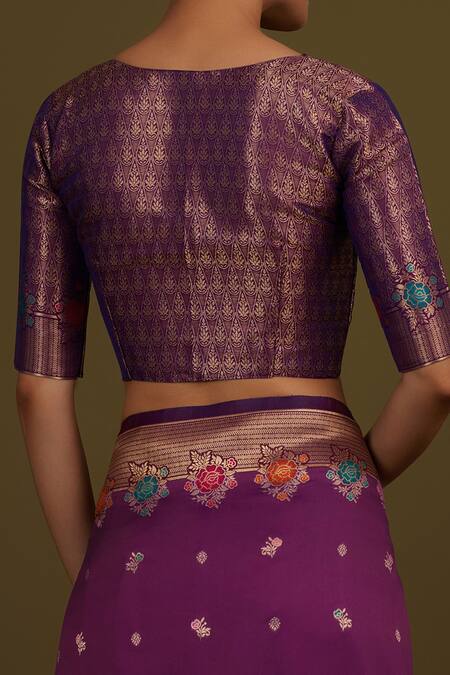 Buy_Naintara Bajaj_Purple Silk, Satin Zari V-neck Woven Banarasi Saree 