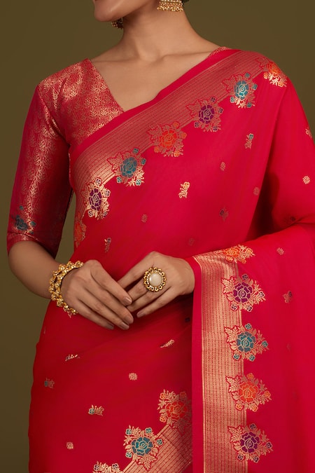 Naintara Bajaj_Pink Brocade, Satin Zari V-neck Woven Banarasi Silk Saree _Online_at_Aza_Fashions