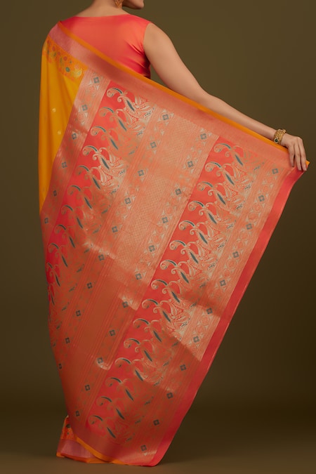 Shop Naintara Bajaj Yellow Silk, Satin Zari V-neck Woven Banarasi Saree Set at Aza Fashions Shop_Naintara Bajaj_Yellow Silk, Satin Zari V-neck Woven Banarasi Saree Set _at_Aza_Fashions