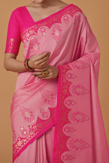 Naintara Bajaj_Pink Silk Zari Round Neck Light Woven Banarasi Saree Set _at_Aza_Fashions
