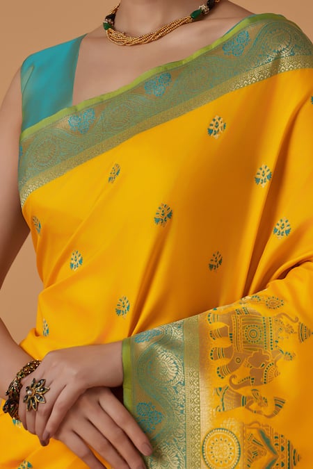 Naintara Bajaj_Yellow Silk Zari Round Neck Woven Banarasi Saree _at_Aza_Fashions