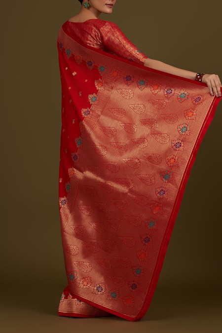 Samyukta Singhania Zari Woven Banarasi Satin Silk Saree 