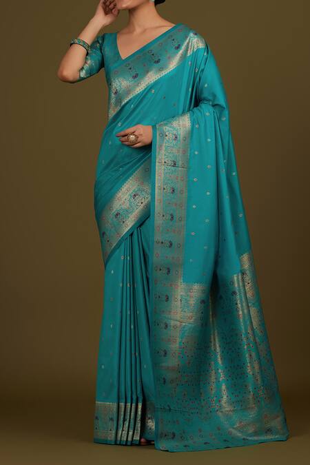 Buy_Samyukta Singhania_Cobalt Silk, Brocade Zari V-neck Cyan Woven Banarasi Saree _Online_at_Aza_Fashions